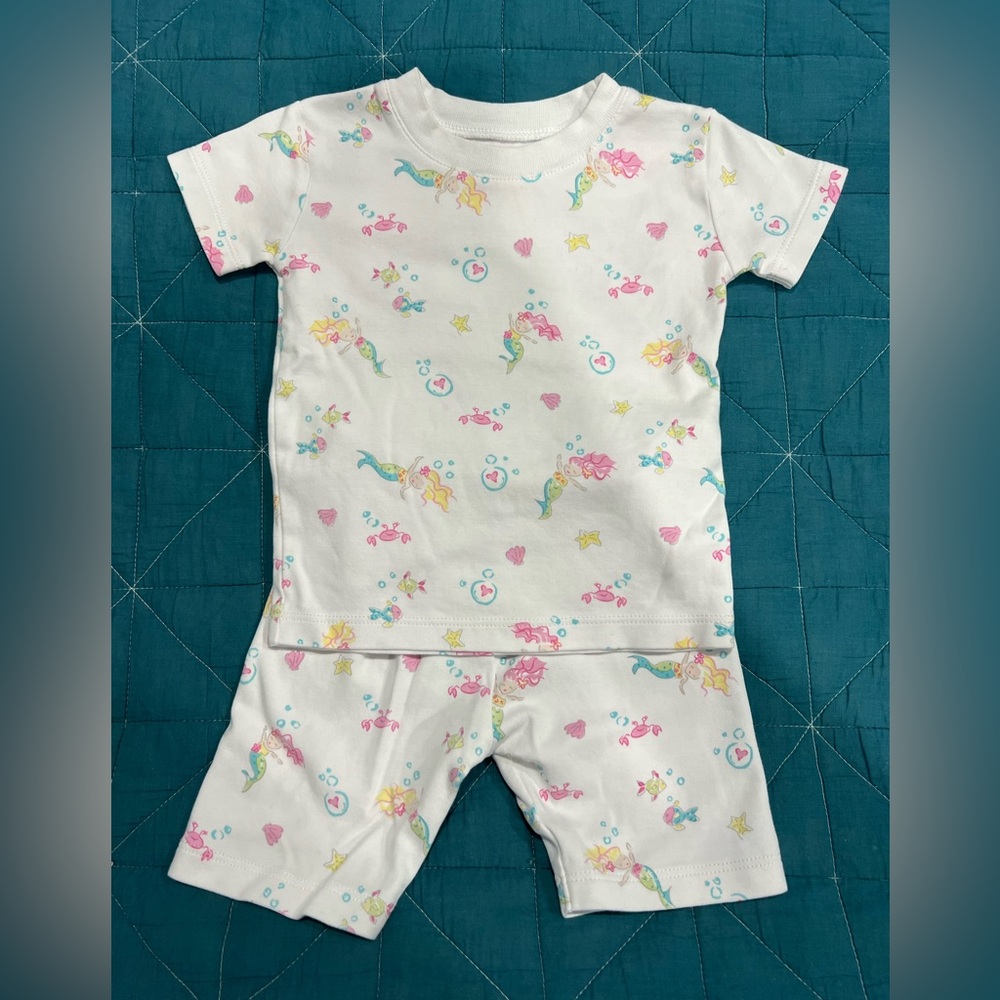Girls Kissy Kissy pajama set size 18-24